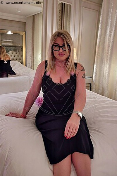 Foto Annunci Incontri Escort Crystal Bunny  3927307836